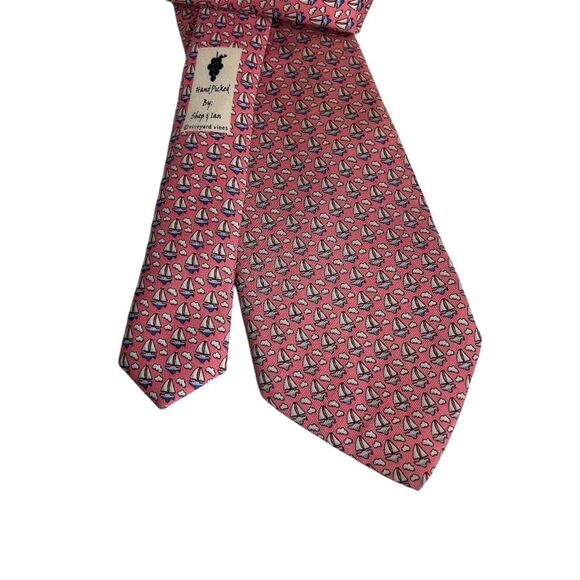 Vineyard Vines Men's Silk Tie Pink Sailboat Nautical Pattern - Picture 1 of 9